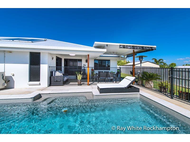 25 Laird Avenue, Norman Gardens QLD 4701, Norman Gardens - Image 1