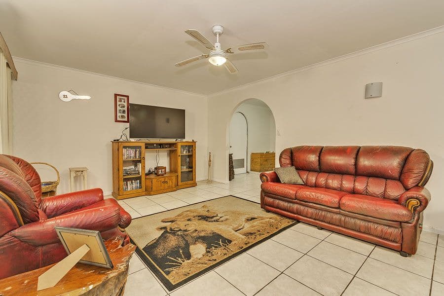 29 Blue Gum Drive, Marsden QLD 4132, Marsden - Thumbnail 2
