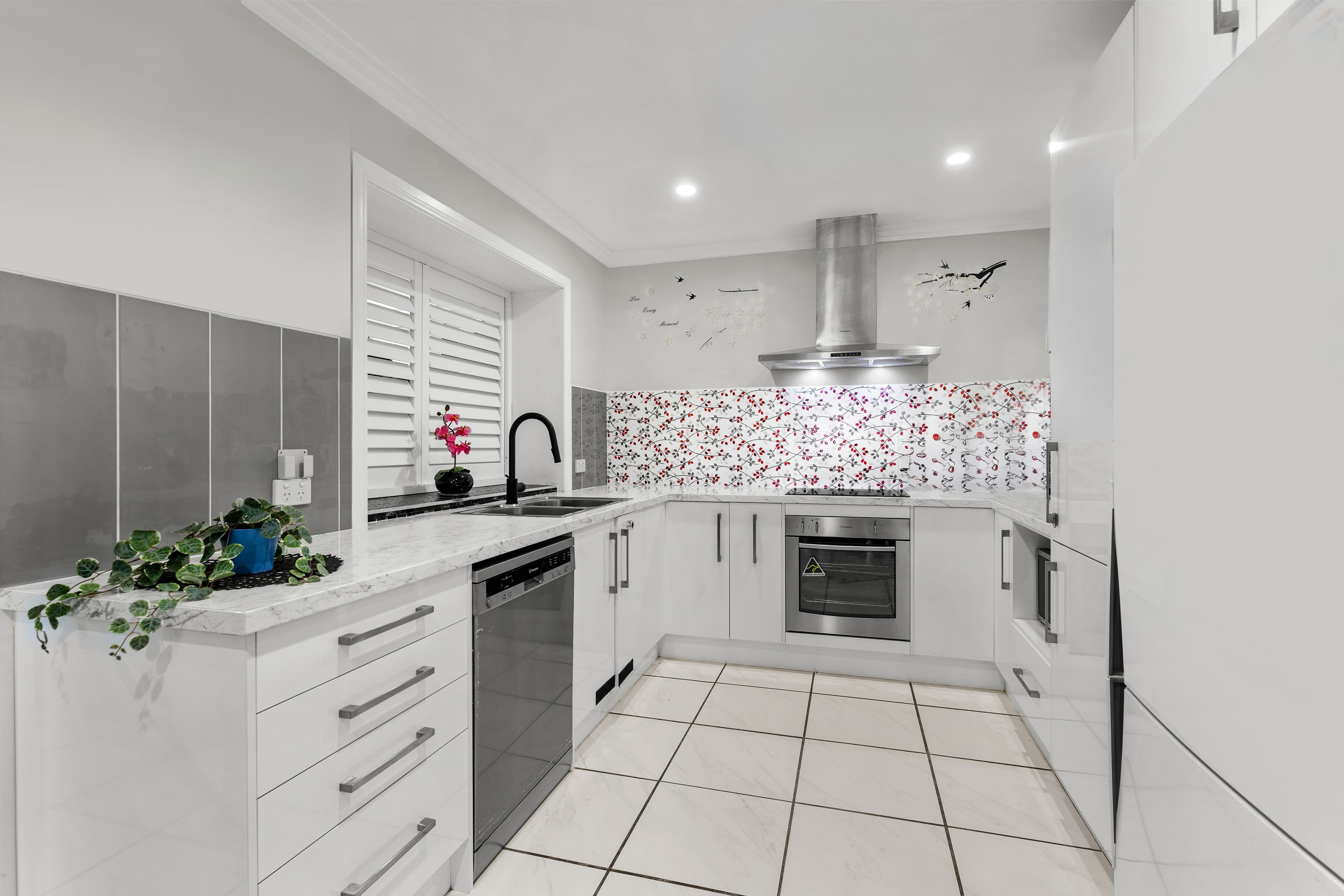 8 Selwyn Close, Forest Lake QLD 4078, Forest Lake - Thumbnail 3