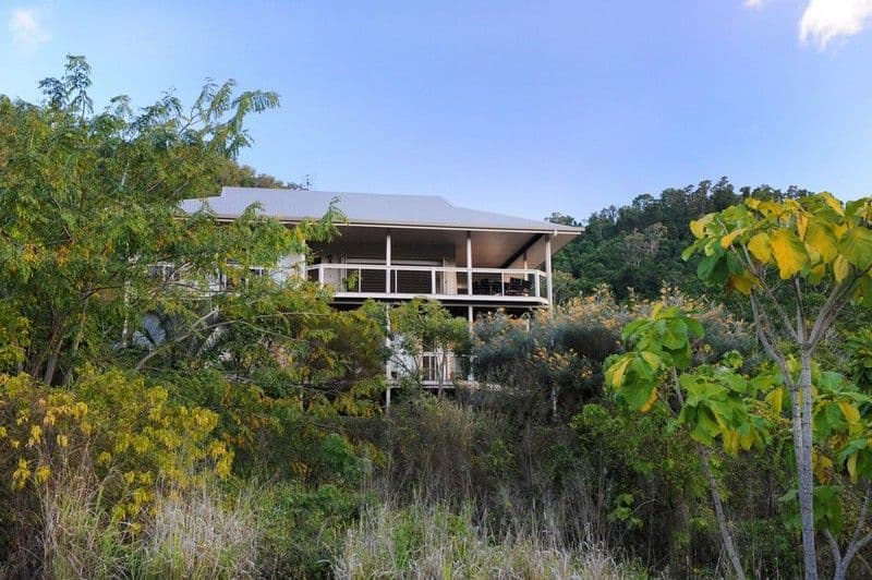 93 Stanley Drive, CANNONVALE QLD 4802, Cannonvale - Thumbnail 5