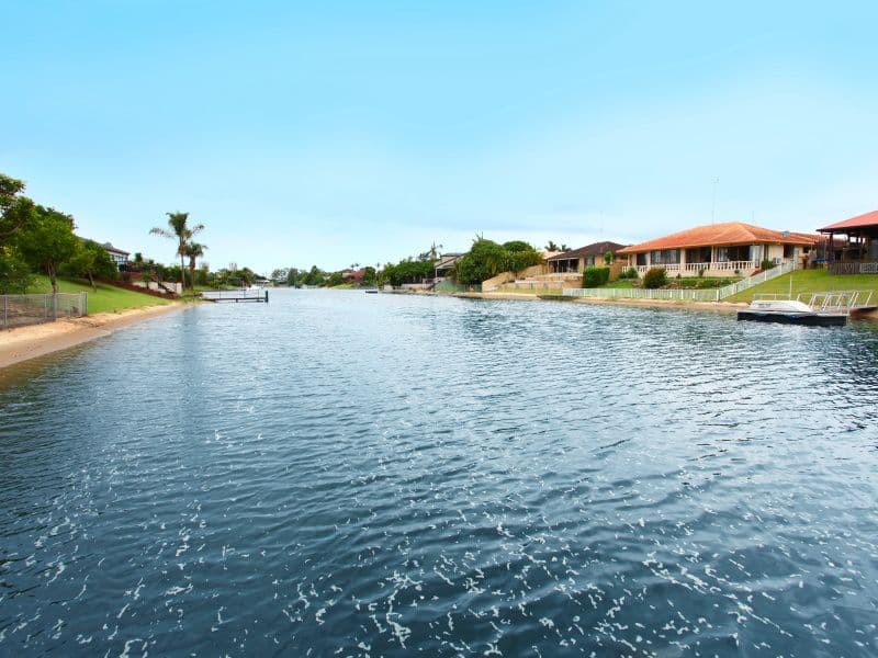 3 Moola Court, BROADBEACH WATERS QLD 4218, Broadbeach Waters - Thumbnail 2