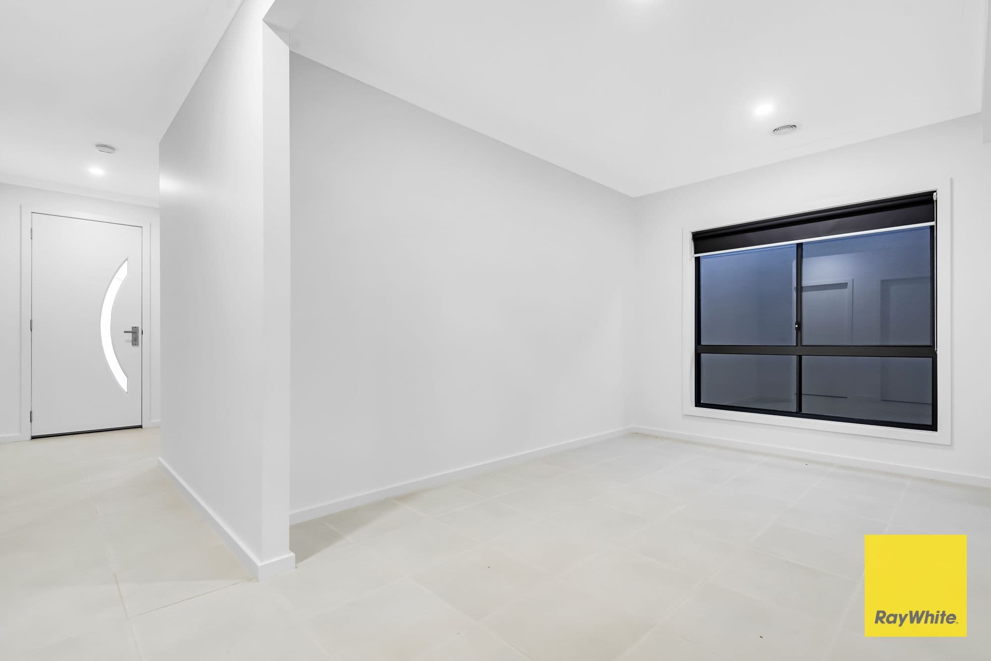 5 Dugan Street, THORNHILL PARK VIC 3335, Thornhill Park - Thumbnail 2