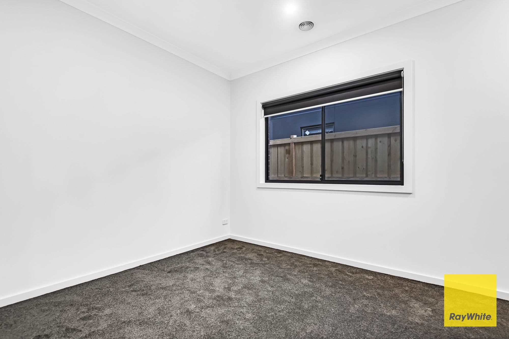 5 Dugan Street, THORNHILL PARK VIC 3335, Thornhill Park - Thumbnail 6