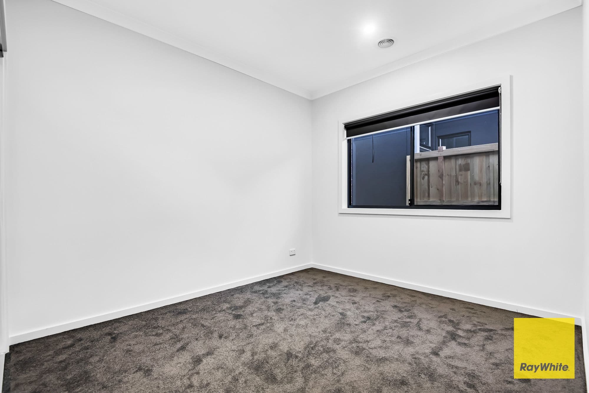 5 Dugan Street, THORNHILL PARK VIC 3335, Thornhill Park - Thumbnail 7