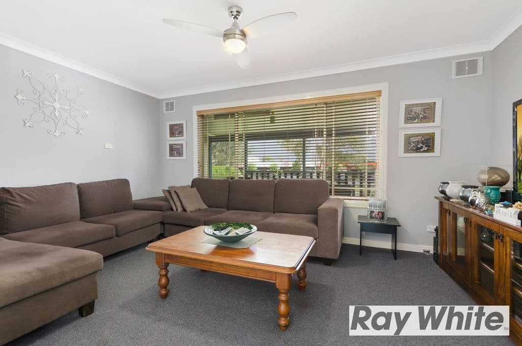 162 Lakelands Drive, Dapto NSW 2530, Dapto - Thumbnail 2