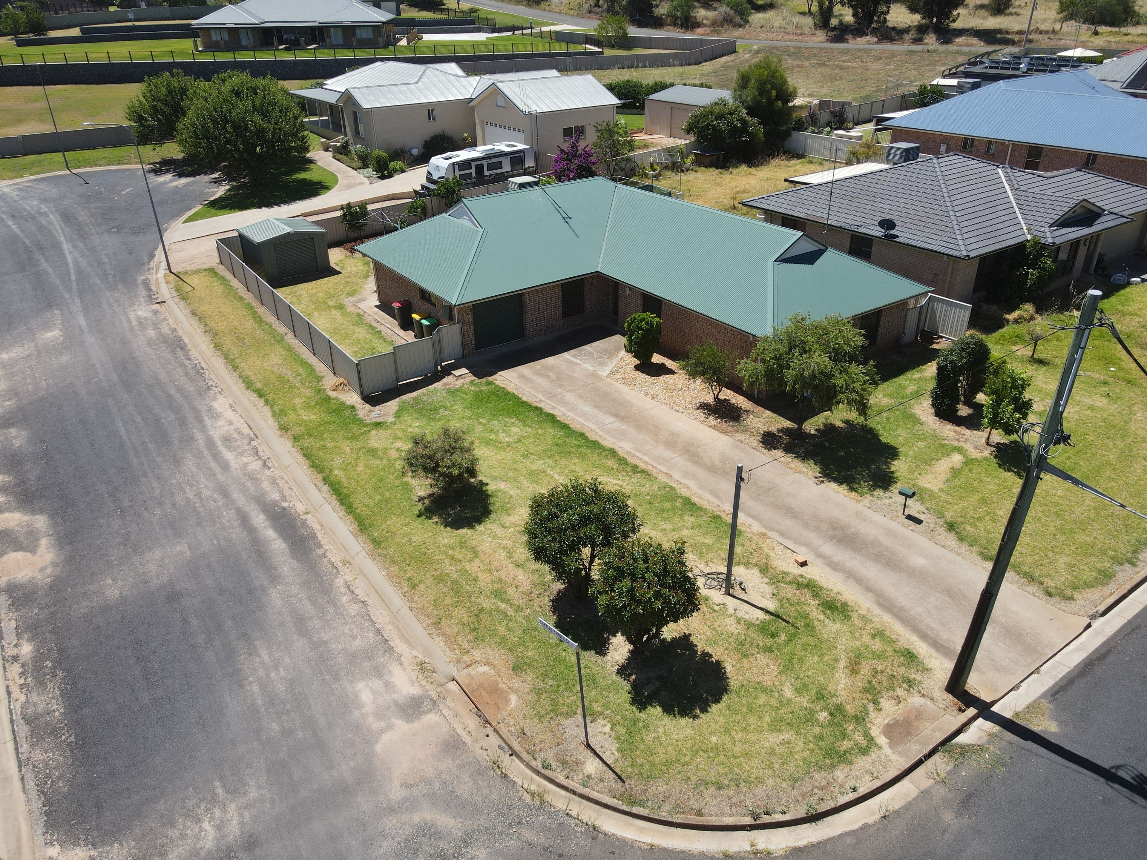 8 Farrer Street, Parkes NSW 2870, Parkes - Thumbnail 3