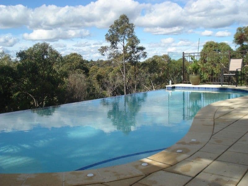 21 Scribbly Gum Close, HORNSBY HEIGHTS NSW 2077, Hornsby Heights - Thumbnail 2