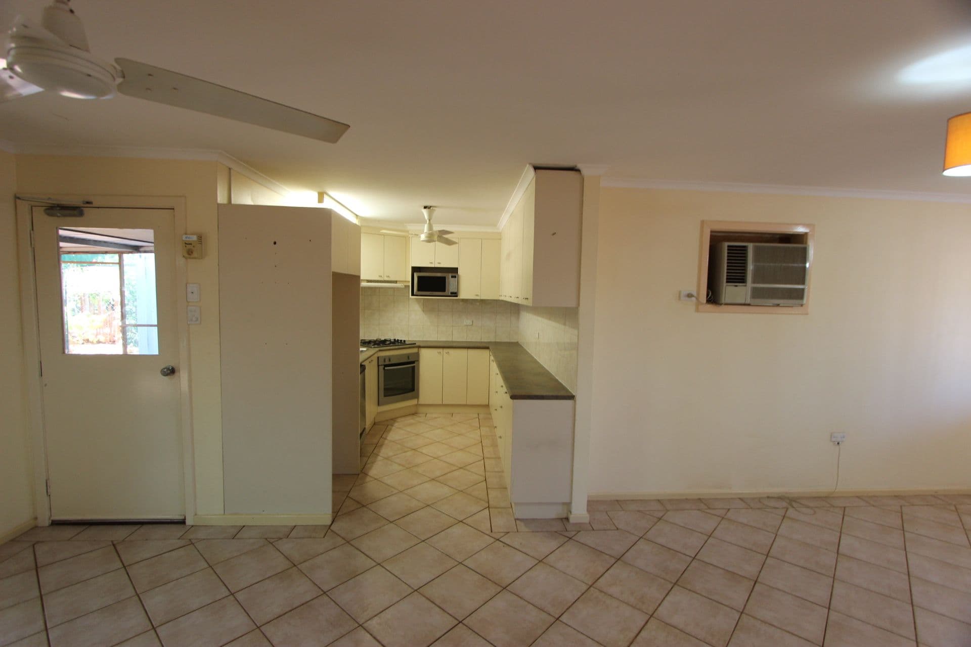 1B Menzies Place, Nickol WA 6714, Nickol - Thumbnail 4
