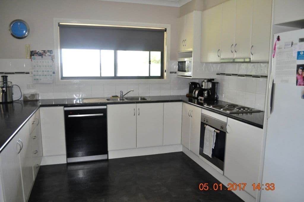 205 Hovell Street, Cootamundra - Thumbnail 6
