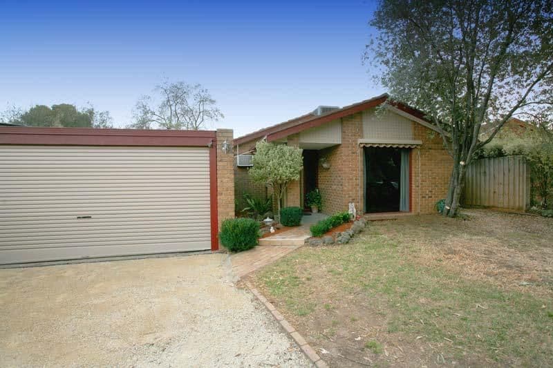 11 Yarraburn Grove, SCORESBY VIC 3179, Scoresby - Image 1