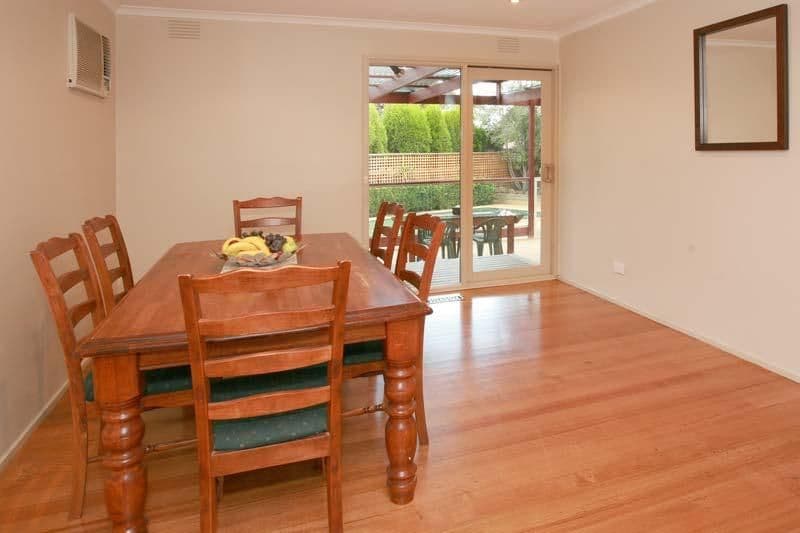 11 Yarraburn Grove, SCORESBY VIC 3179, Scoresby - Thumbnail 5