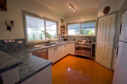 50 Benson Road, ARALUEN QLD 4570, Araluen - Thumbnail 3