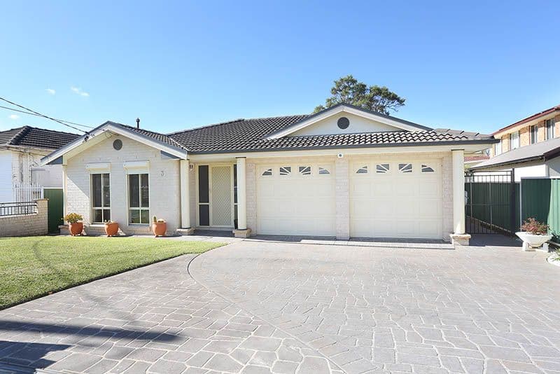 3 Paul Crescent, Canley Heights - Image 1