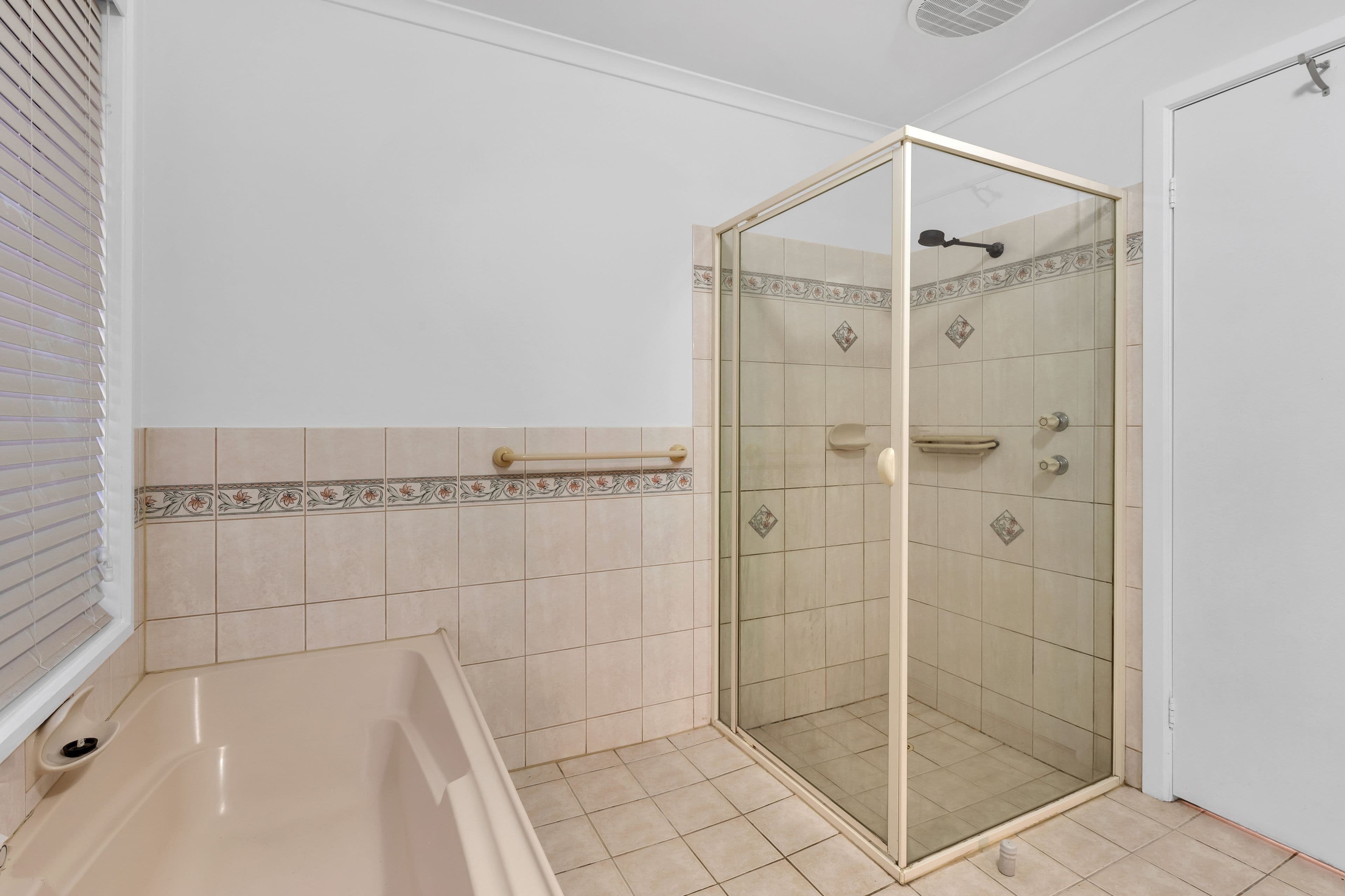 20 Elizabeth Street, Warragul, Warragul - Thumbnail 7
