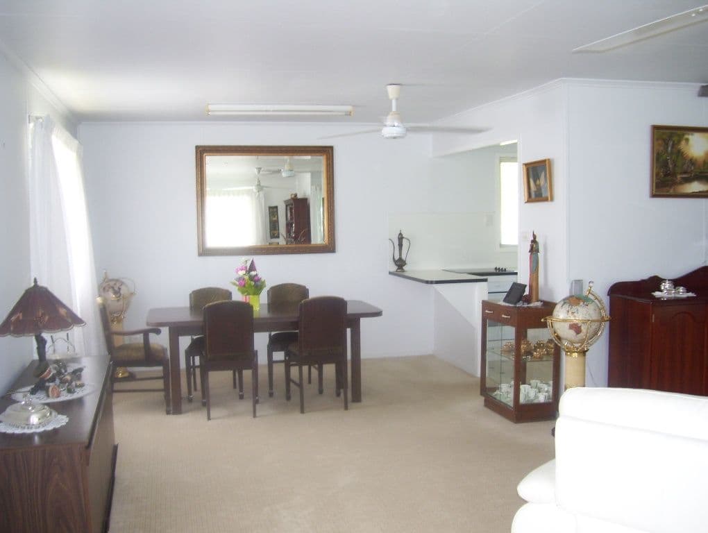 29 Kennedy Drive, MORANBAH QLD 4744, Moranbah - Thumbnail 4