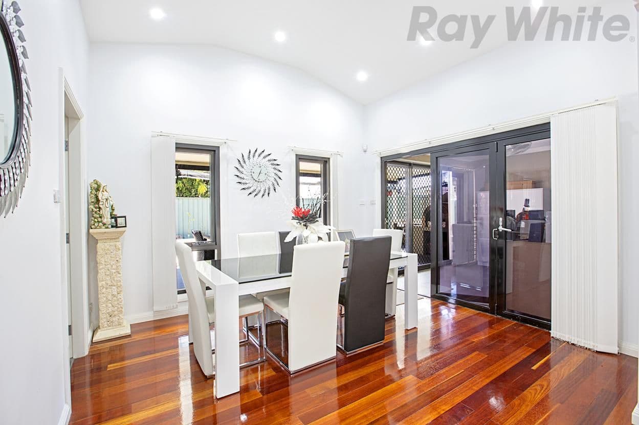 12 Glen Innes Road, HINCHINBROOK NSW 2168, Hinchinbrook - Thumbnail 2