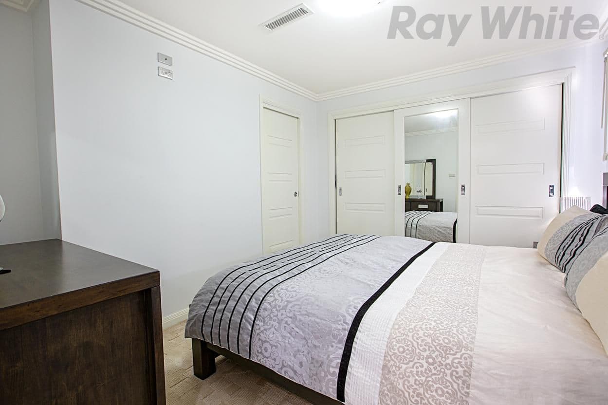 12 Glen Innes Road, HINCHINBROOK NSW 2168, Hinchinbrook - Thumbnail 5