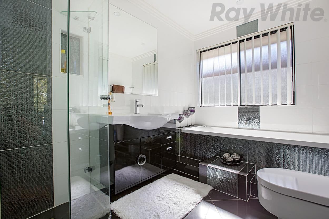 12 Glen Innes Road, HINCHINBROOK NSW 2168, Hinchinbrook - Thumbnail 7