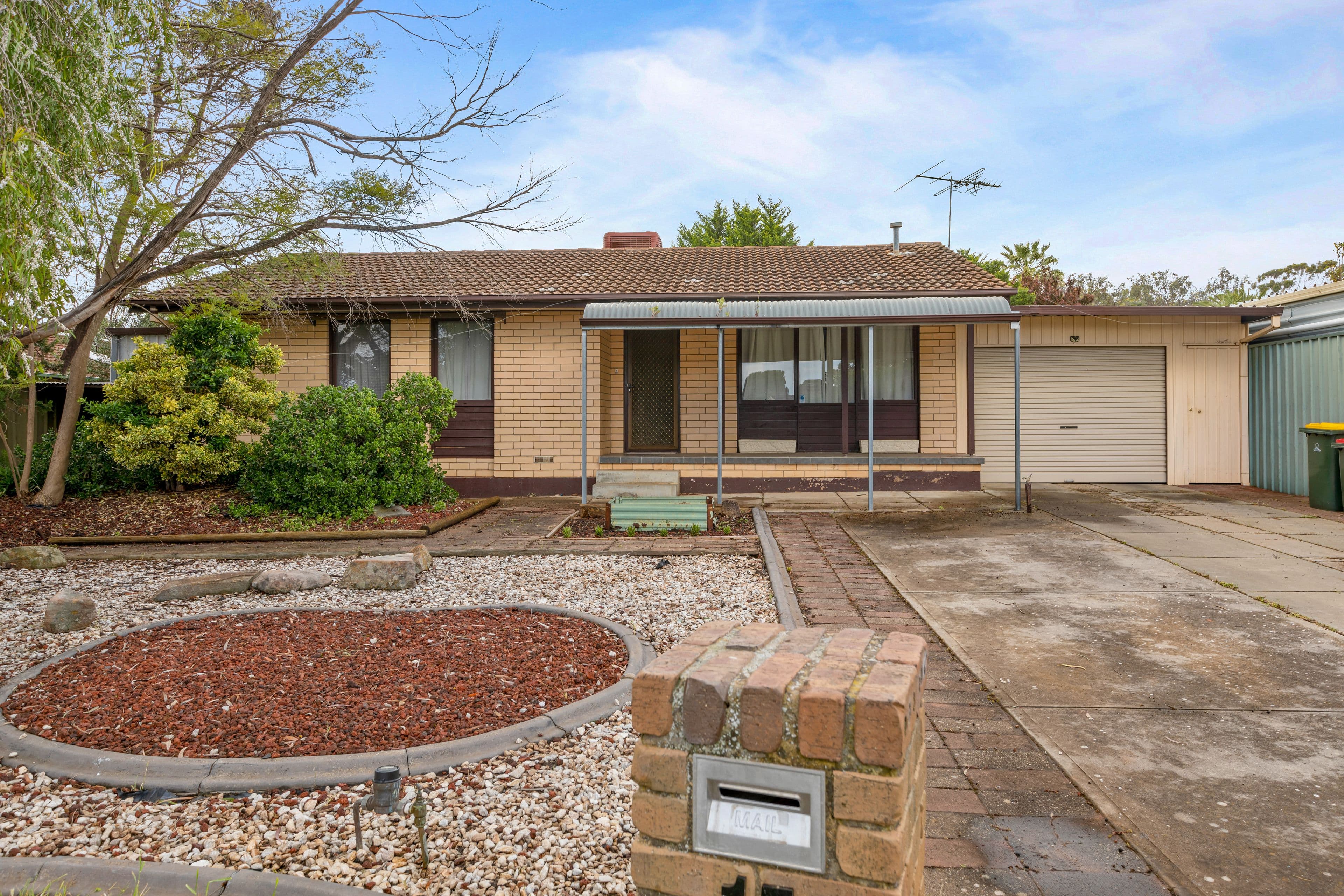 15 Hawker Crescent, Elizabeth East SA 5112, Elizabeth East - Image 1