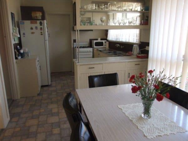 4  Coonara Avenue, SEAFORD VIC 3198, Seaford - Thumbnail 5
