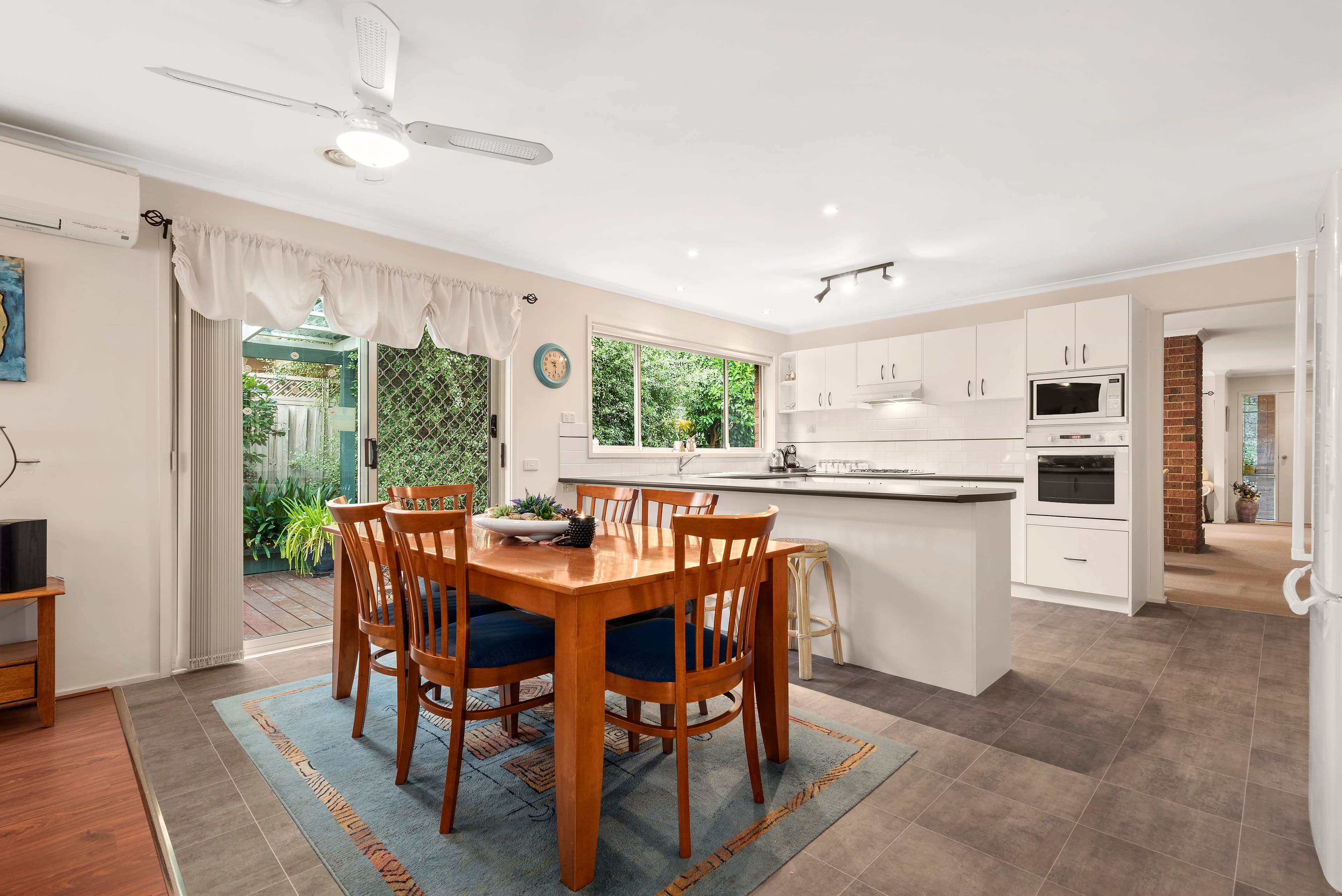 23 Liviana Drive, Rowville VIC 3178, Rowville - Thumbnail 4