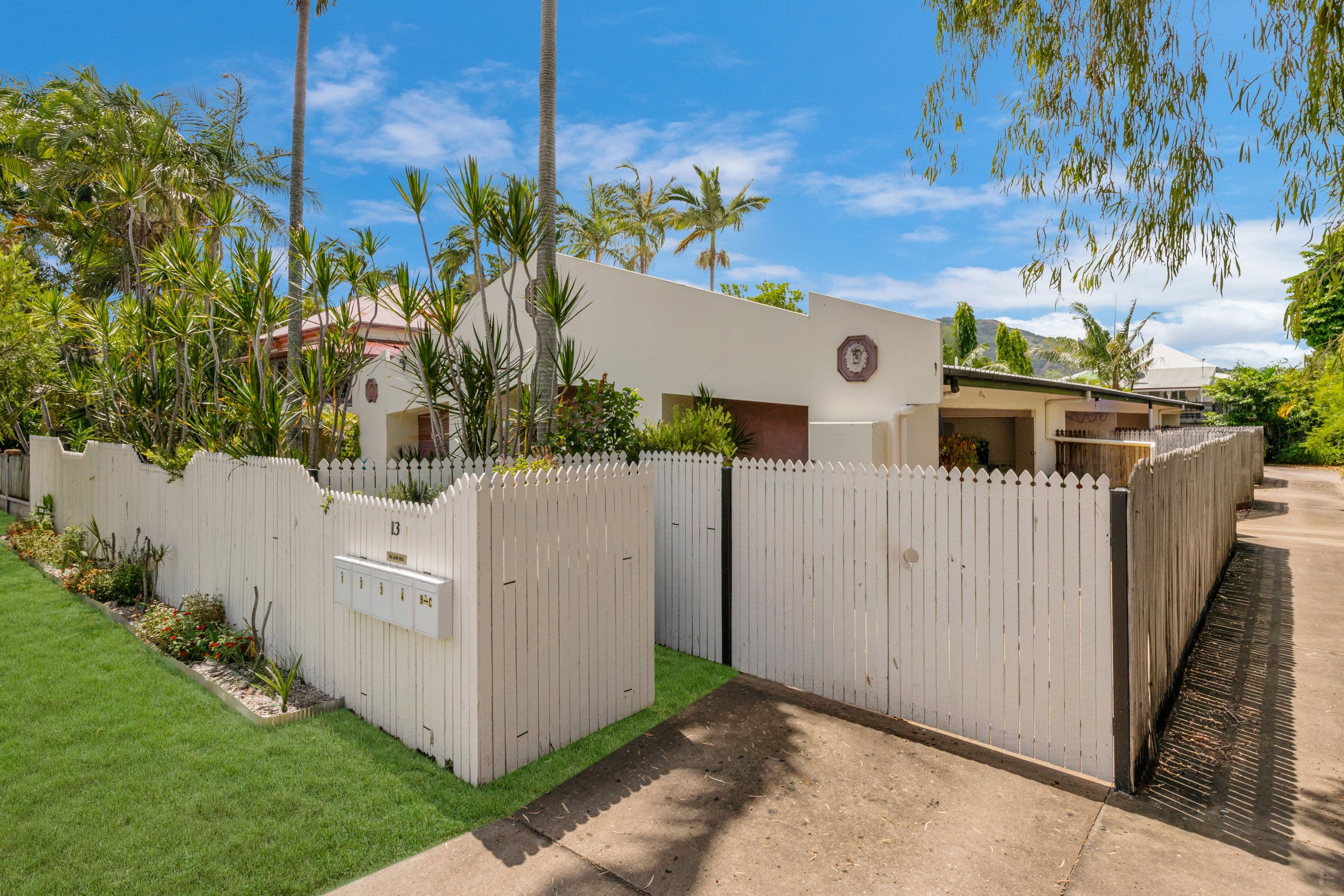 13 Philp Street, Hermit Park QLD 4812, Hermit Park - Thumbnail 7