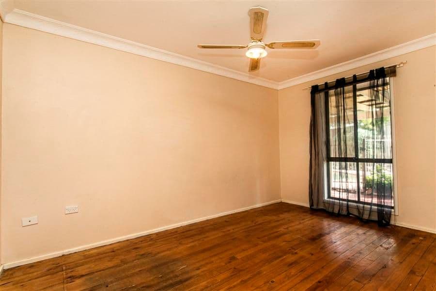 14 Crowle Road, South Penrith NSW 2750, South Penrith - Thumbnail 3