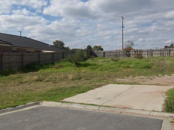 10 Holly Place, CARRUM DOWNS VIC 3201, Carrum Downs - Image 1
