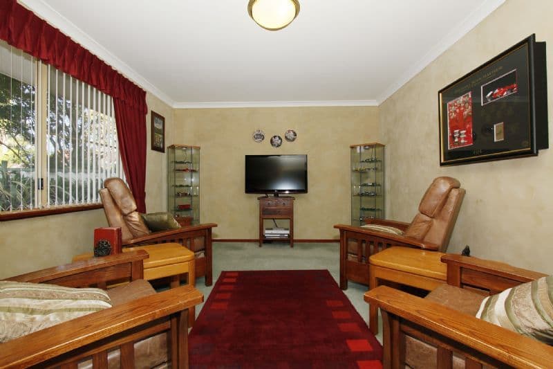 12  Greenvale Heights, LEEMING WA 6149, Leeming - Thumbnail 5