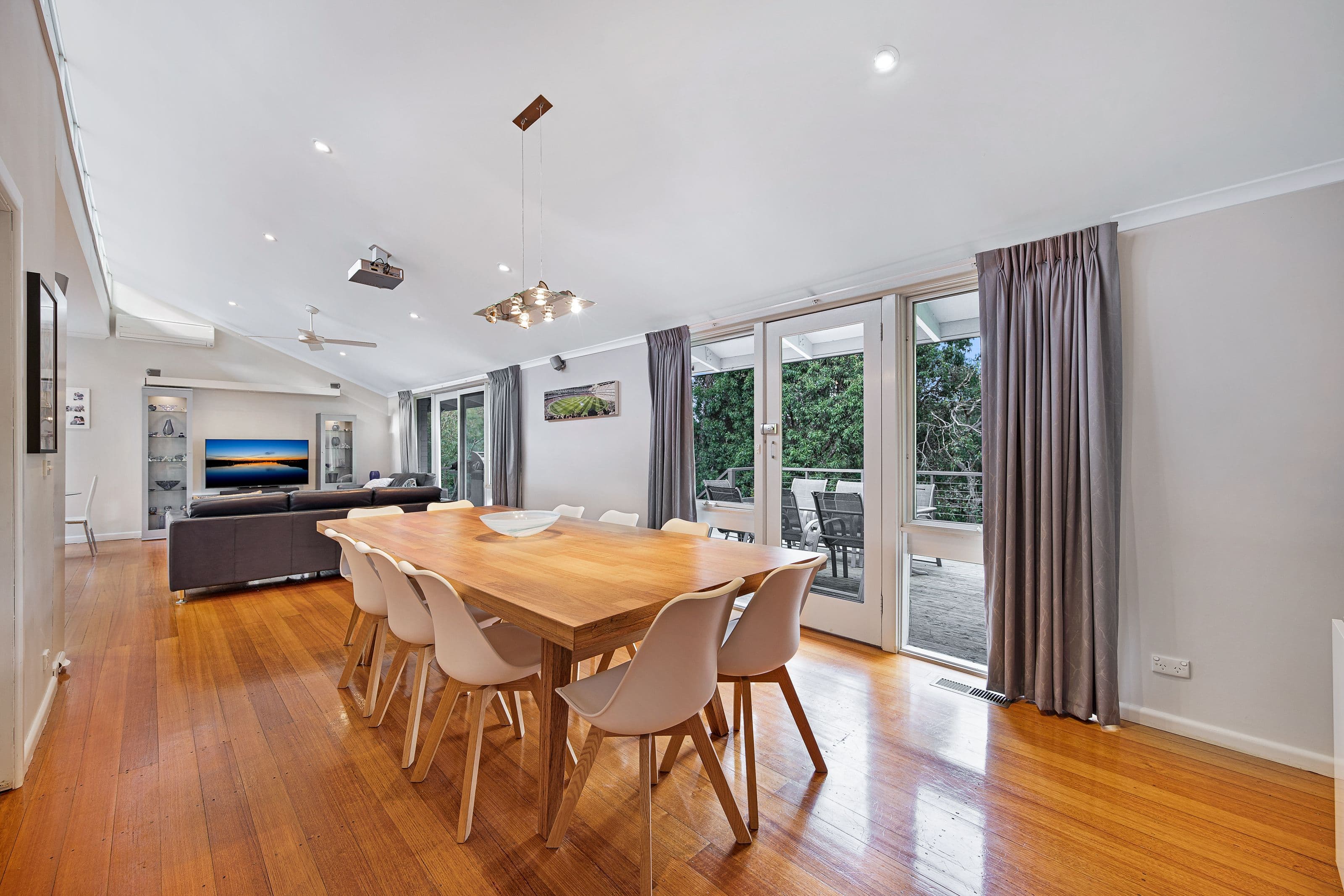 20 Falconer Street, Glen Waverley VIC 3150, Glen Waverley - Thumbnail 3