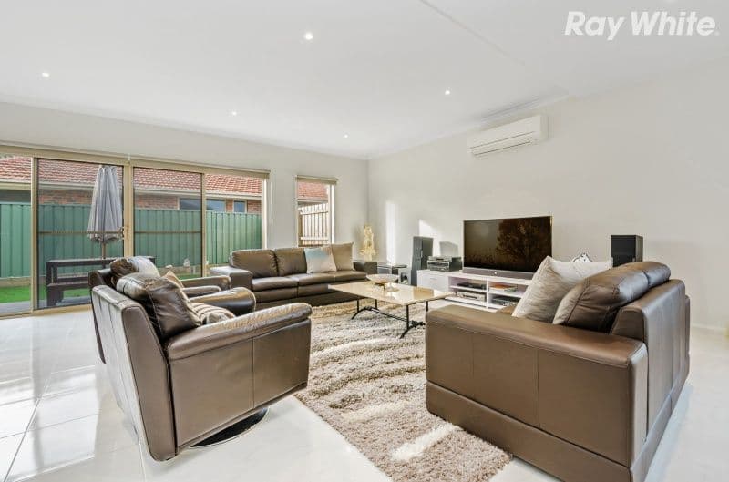 11 Graham Road, Knoxfield VIC 3180, Knoxfield - Thumbnail 4