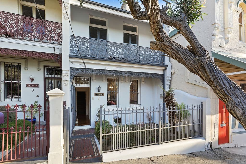 7 Gilpin Street, Camperdown - Image 1