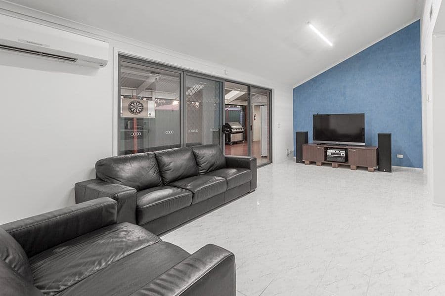 10 Perry Court, Roxburgh Park VIC 3064, Roxburgh Park - Thumbnail 4