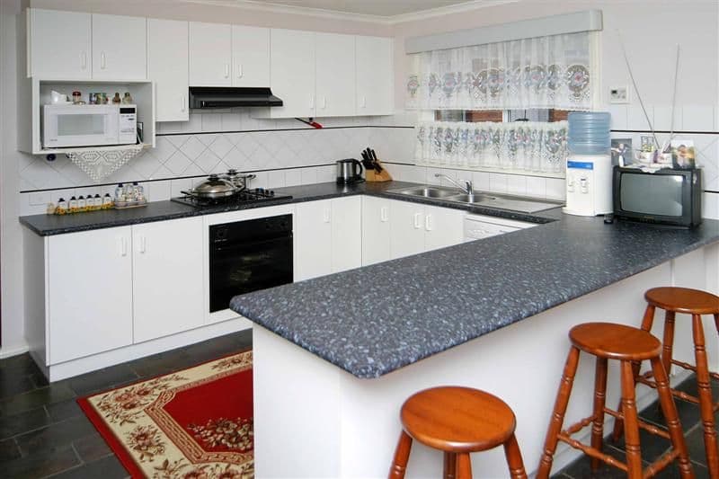 22 Silverdene Avenue, SYDENHAM VIC 3037, Sydenham - Thumbnail 2