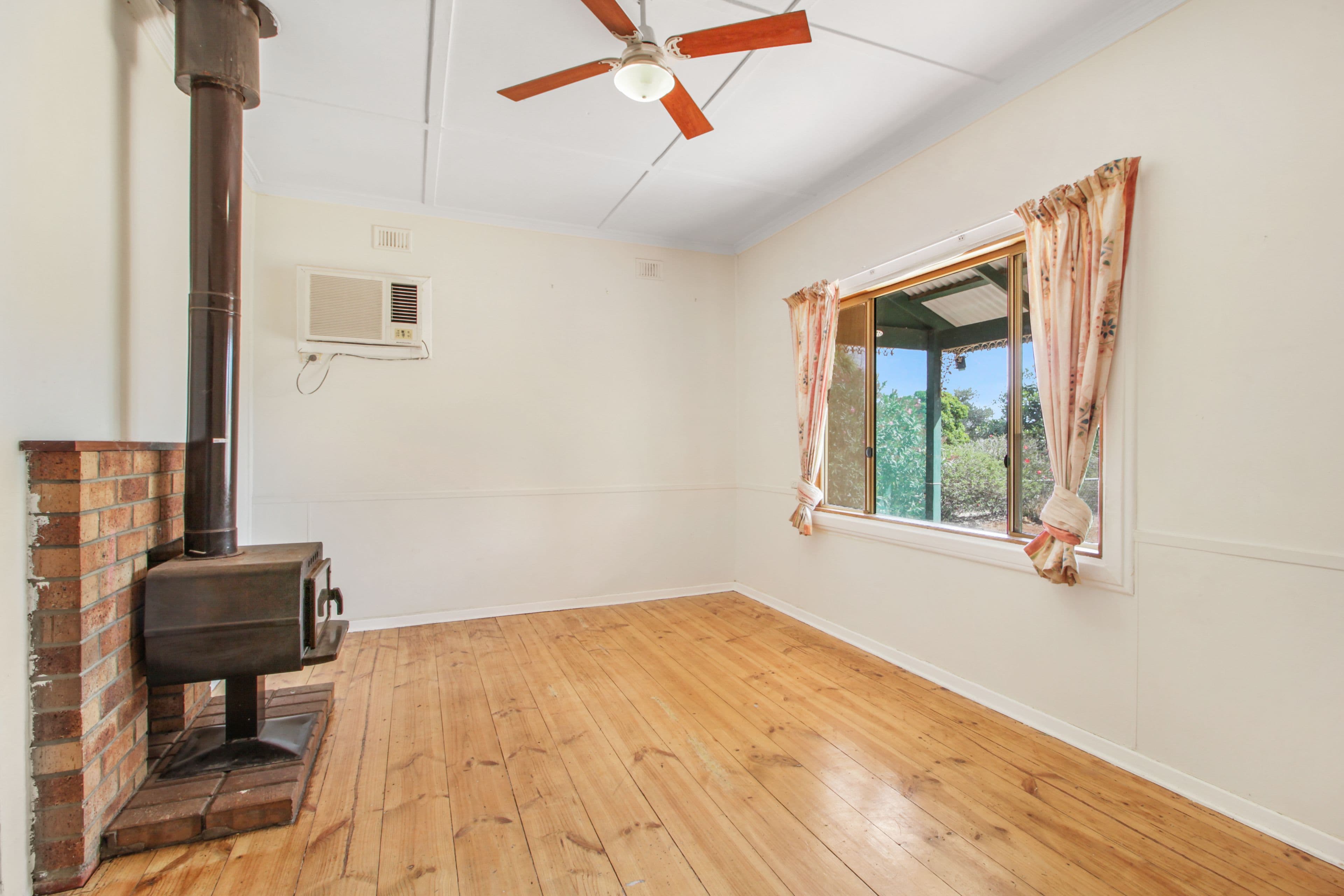 37 Railway Terrace, Renmark SA 5341, Renmark - Thumbnail 4