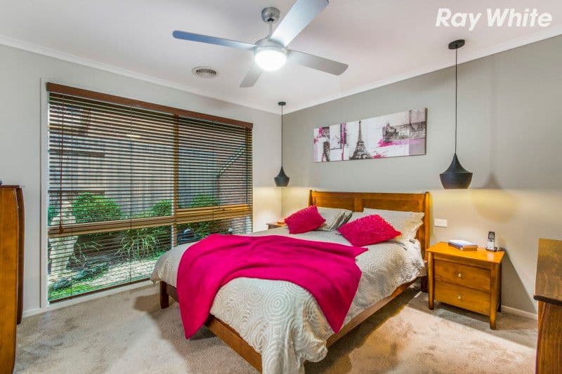 77 Mantung Crescent, Rowville VIC 3178, Rowville - Thumbnail 8