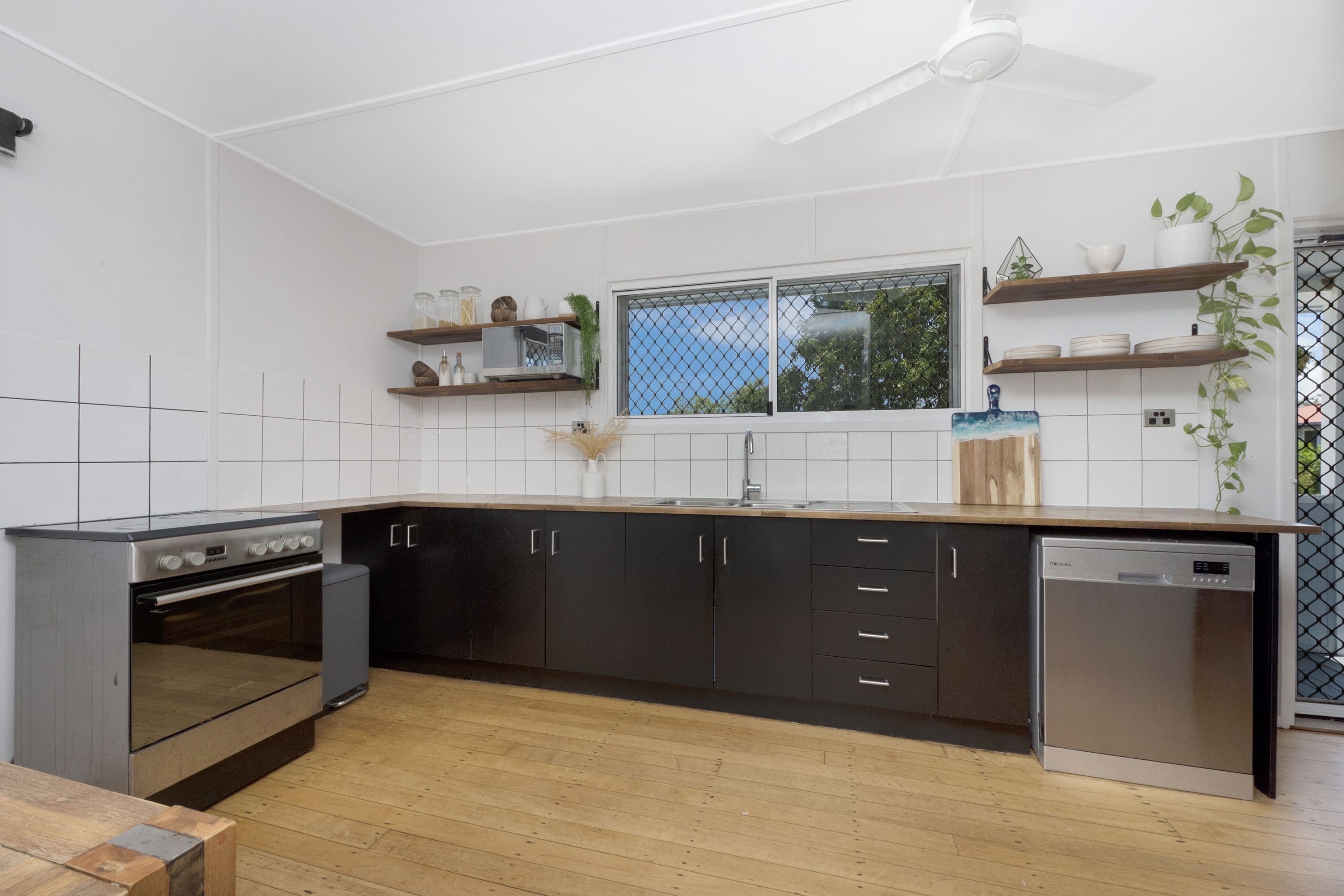 26 Noongah Street, Currajong QLD 4812, Currajong - Thumbnail 3