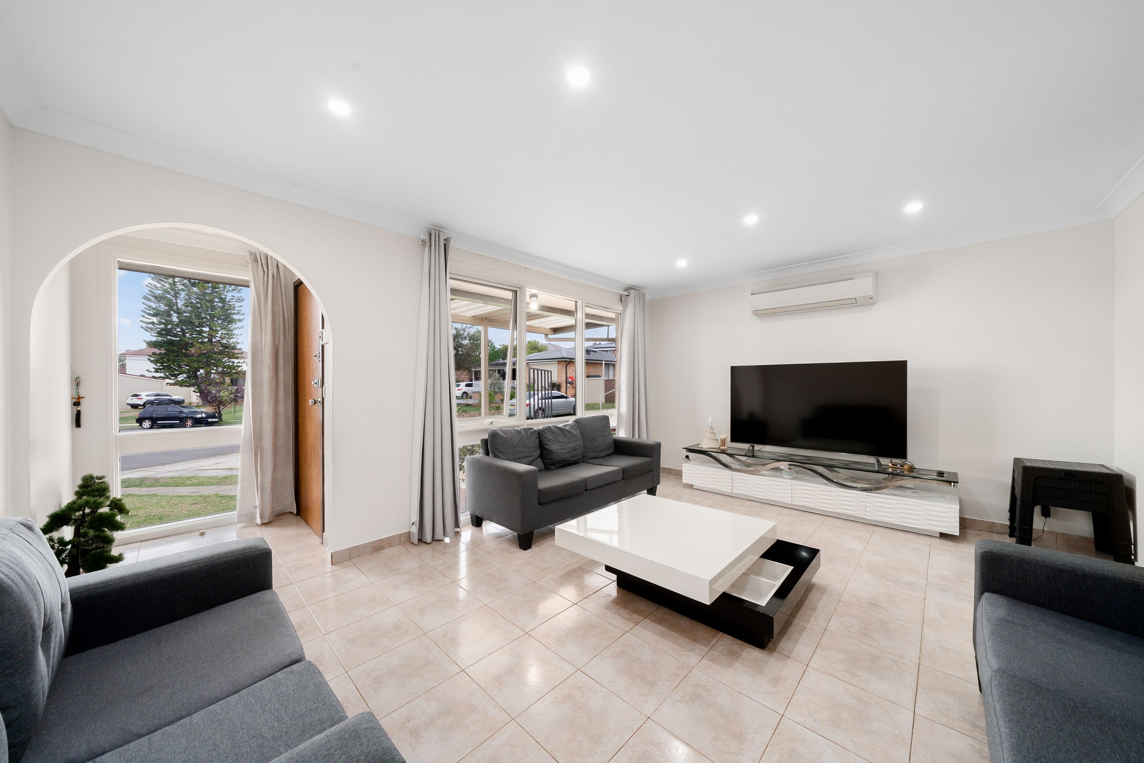 14 Shelley Place, Wetherill Park NSW 2164, Wetherill Park - Image 1