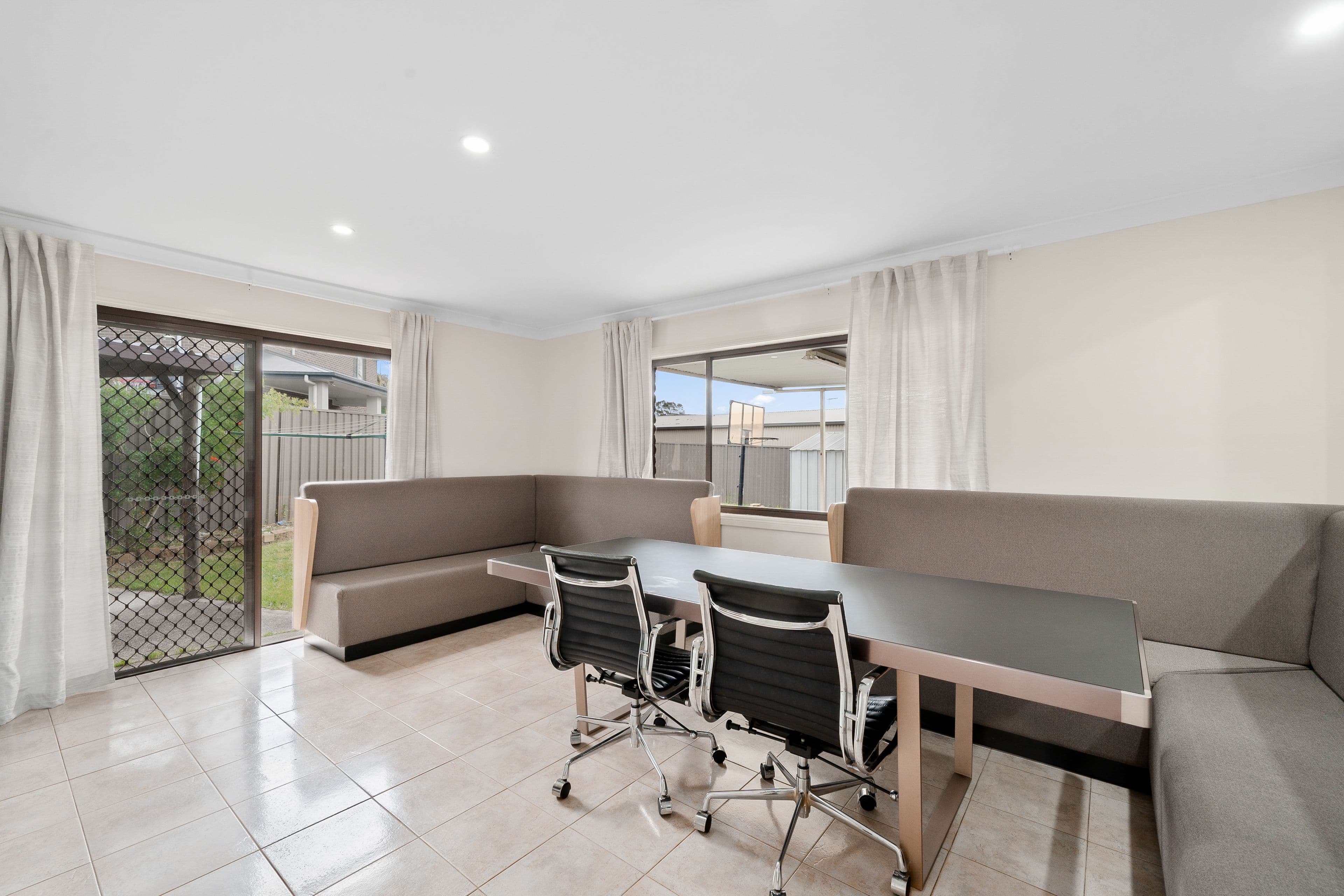 14 Shelley Place, Wetherill Park NSW 2164, Wetherill Park - Thumbnail 4