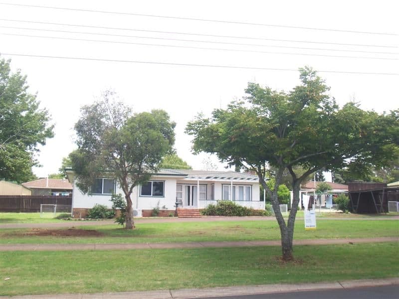 189 Ramsay Street, CENTENARY HEIGHTS QLD 4350, Centenary Heights - Thumbnail 3