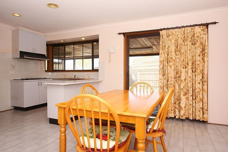 35 Foxzami Crescent, EPPING VIC 3076, Epping - Thumbnail 3