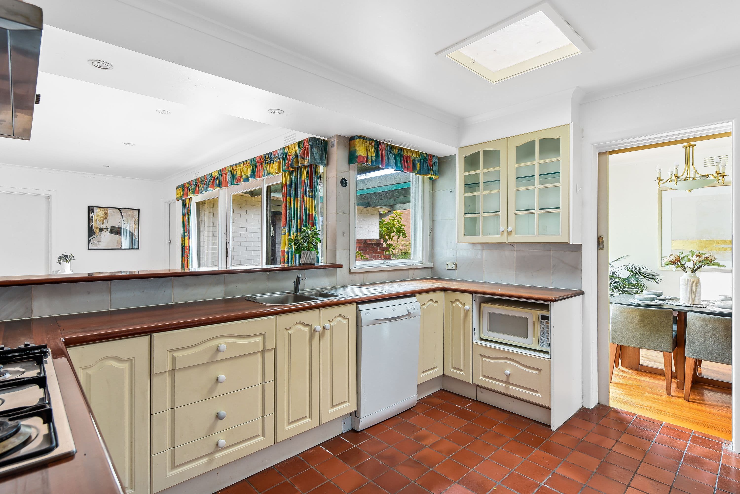 4 Wexford Grove, Kellyville Ridge NSW 2155, Kellyville Ridge - Thumbnail 7