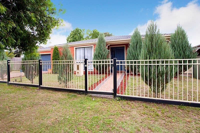 17 Mountain View Road, KILSYTH VIC 3137, Kilsyth - Image 1