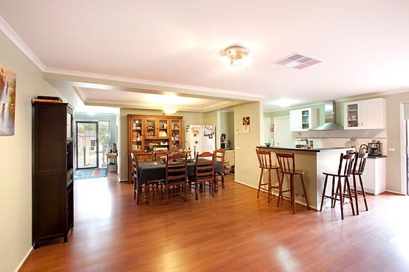 17 Mountain View Road, KILSYTH VIC 3137, Kilsyth - Thumbnail 5
