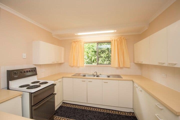 34 Wilga Street, KIN KORA QLD 4680, Kin Kora - Thumbnail 4