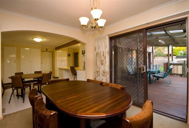 8 Hallmark Close, MILL PARK VIC 3082, Mill Park - Thumbnail 6