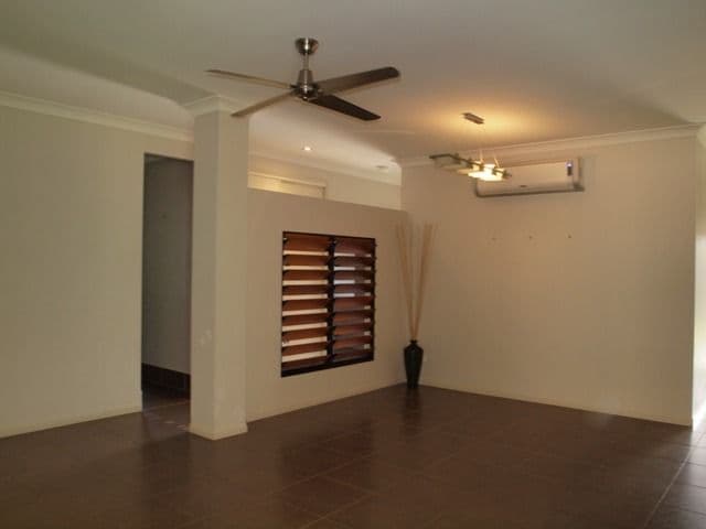 27 Altona Street, BENTLEY PARK QLD 4869, Bentley Park - Thumbnail 3