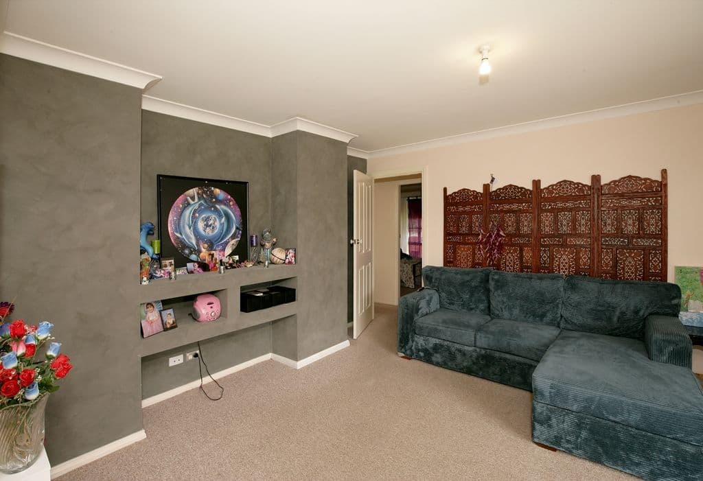 2 Honeysuckle Place, Lake Albert NSW 2650, Lake Albert - Thumbnail 2