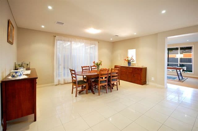 8 Creighton Way, CRAIGIEBURN VIC 3064, Craigieburn - Thumbnail 7