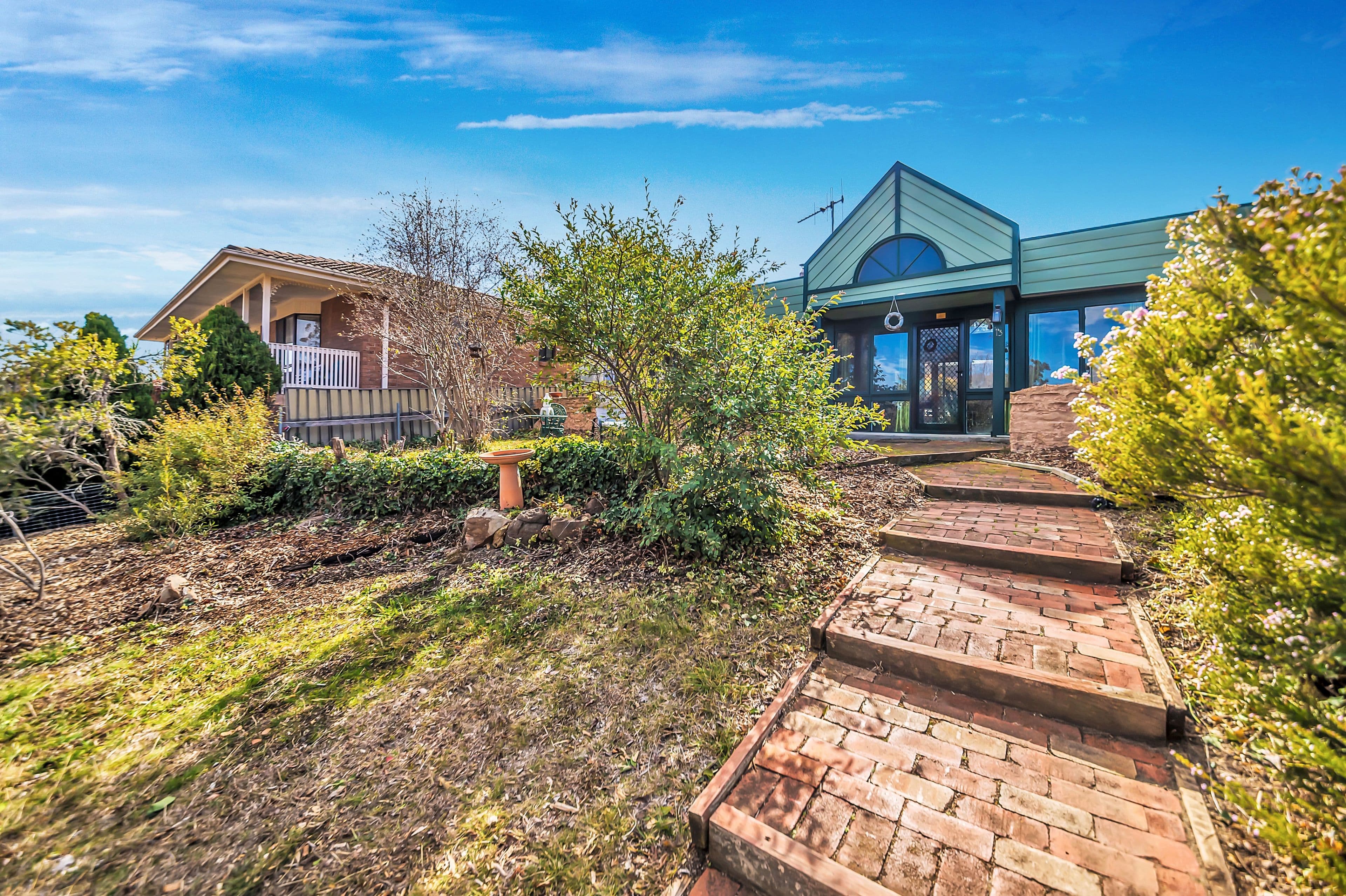 13 Koorong Place, Queanbeyan West - Image 1
